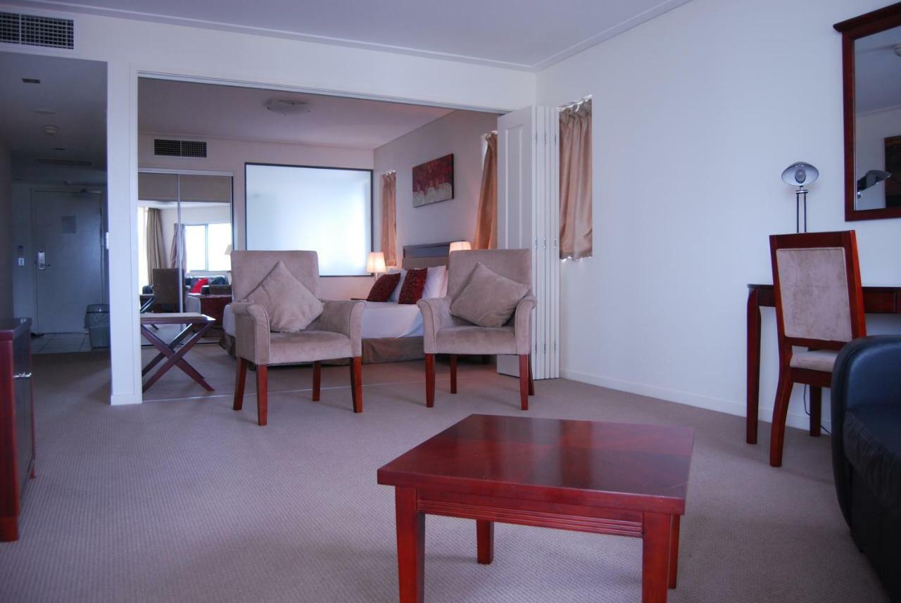 Ocean Views Resort Caloundra Exterior foto